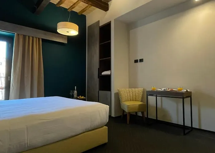 Passpartout Boutique Palace